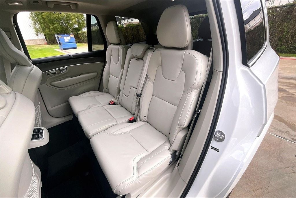 2026 Volvo XC90 B6 Ultra