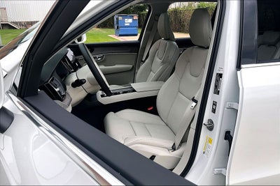 2026 Volvo XC90 B6 Ultra