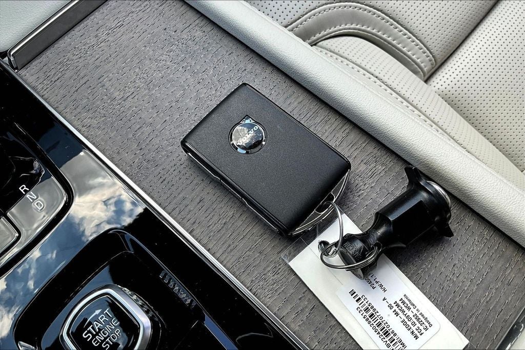 2026 Volvo XC90 B6 Ultra