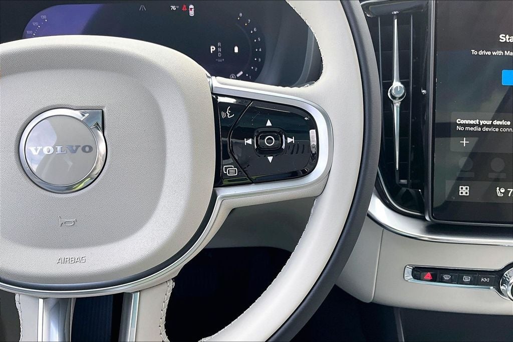 2026 Volvo XC90 B6 Ultra