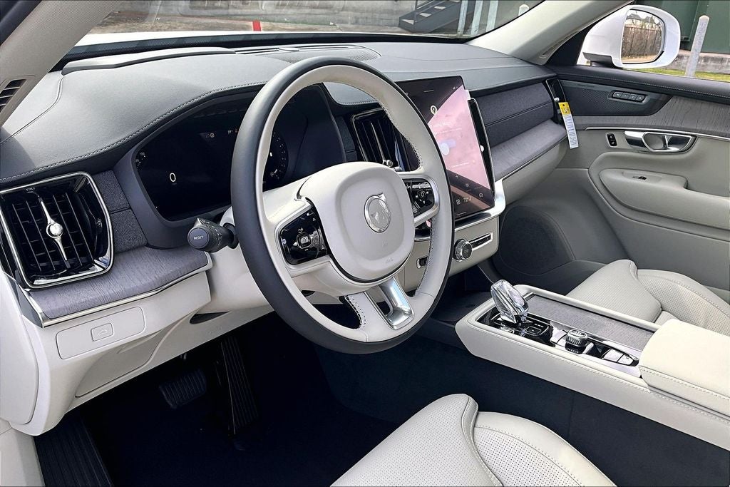 2026 Volvo XC90 B6 Ultra