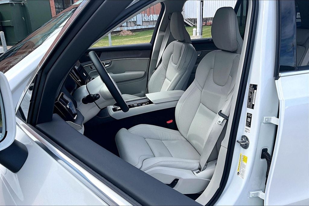 2026 Volvo XC90 B6 Ultra