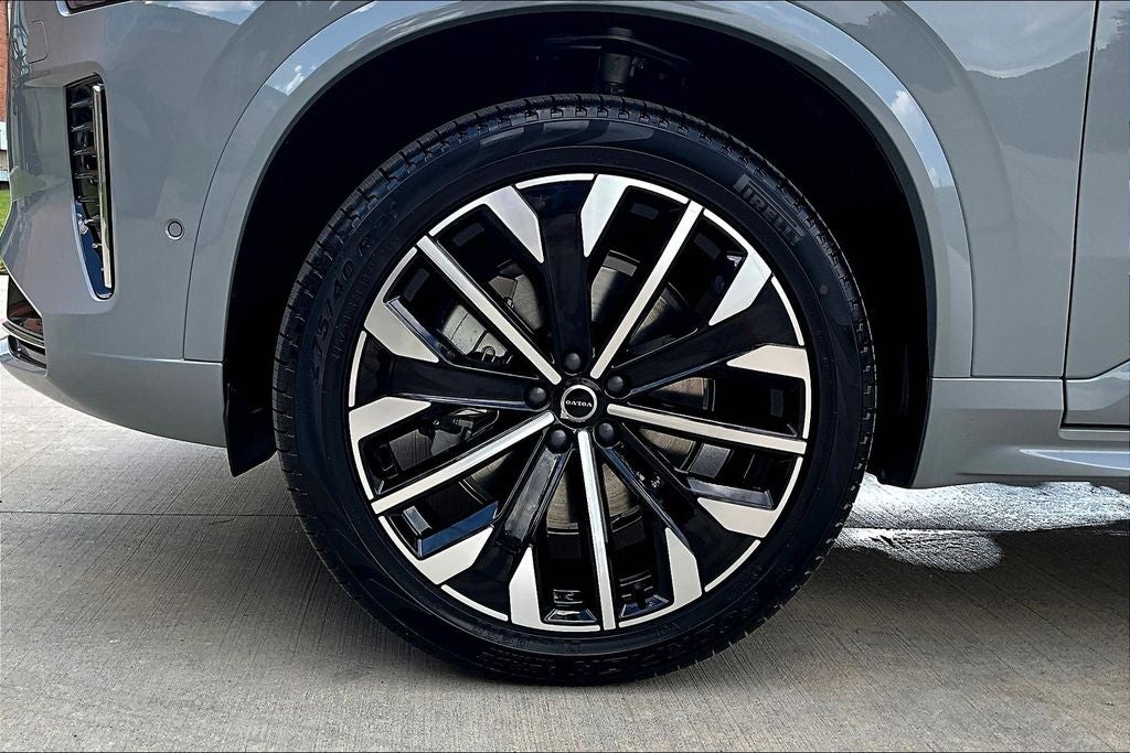 2026 Volvo XC90 B6 Ultra