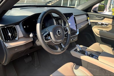 2026 Volvo XC90 B6 Ultra