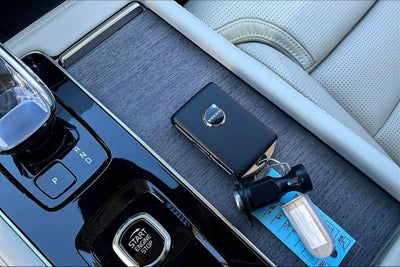 2026 Volvo XC90 B6 Ultra