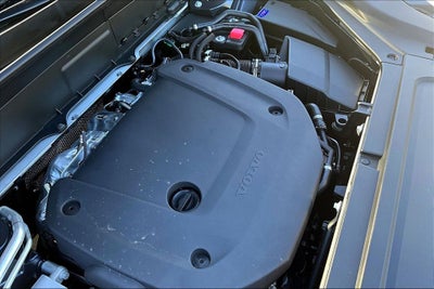 2026 Volvo XC90 B6 Ultra