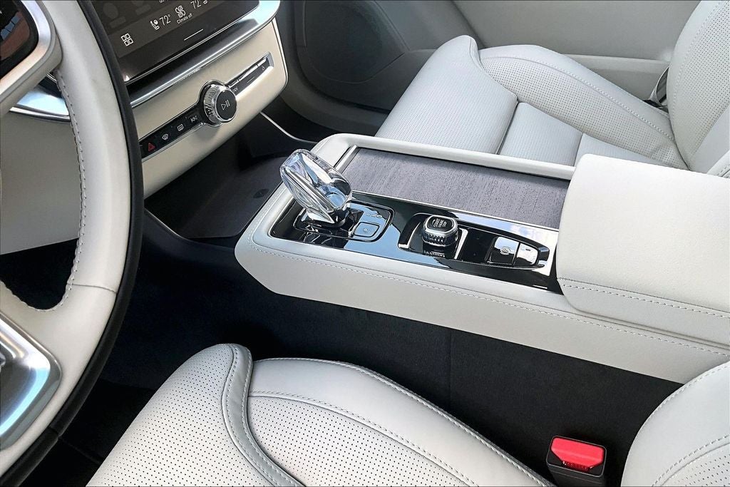 2026 Volvo XC90 B6 Ultra