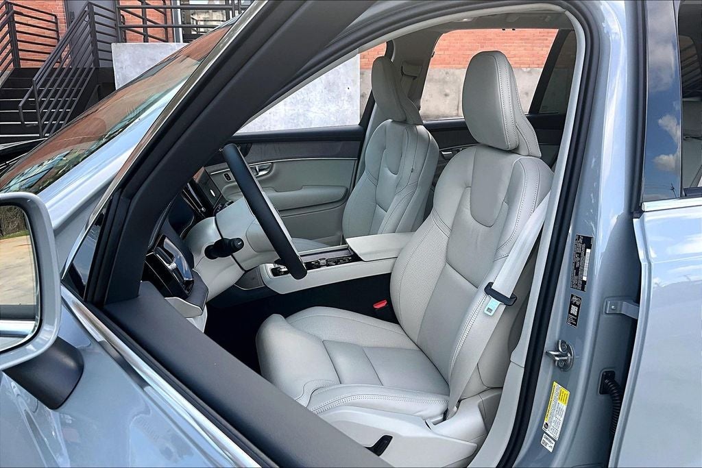 2026 Volvo XC90 B6 Ultra