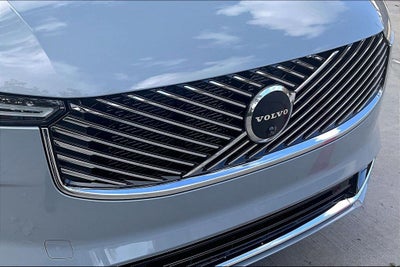 2026 Volvo XC90 B6 Ultra