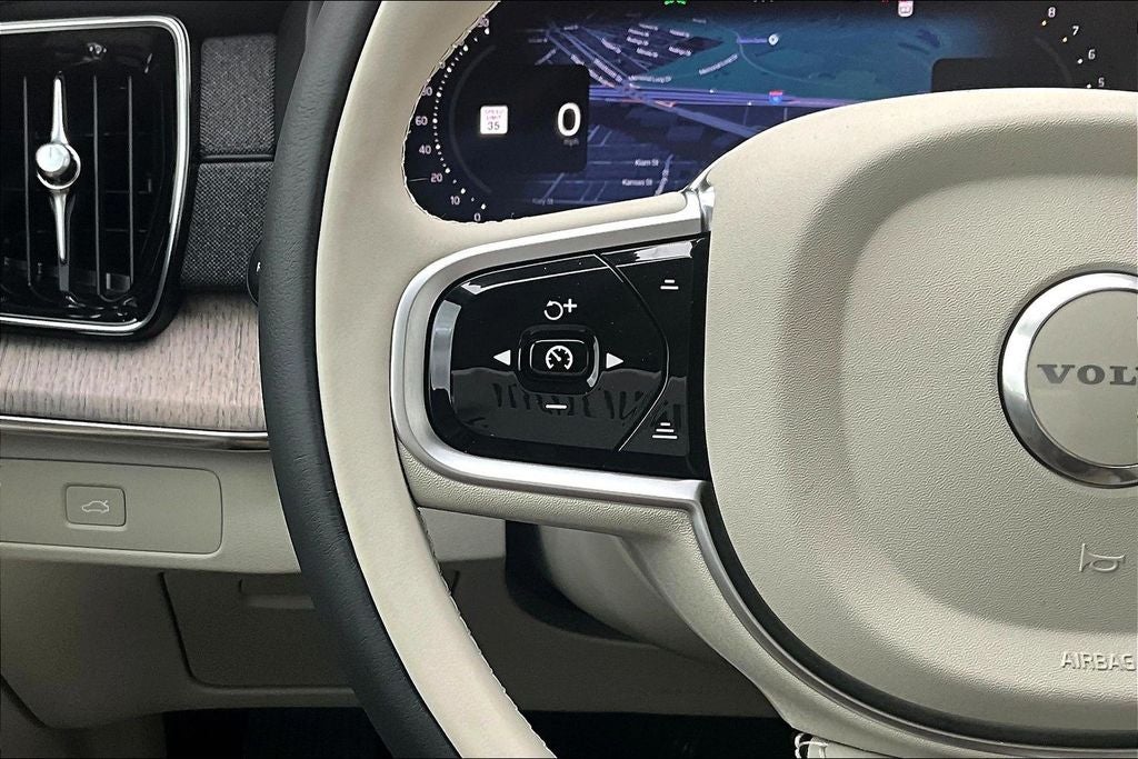 2026 Volvo XC90 B6 Ultra