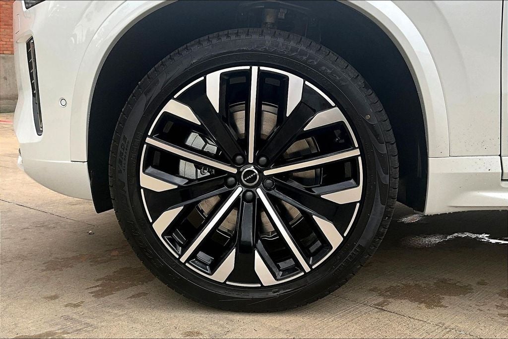 2026 Volvo XC90 B6 Ultra