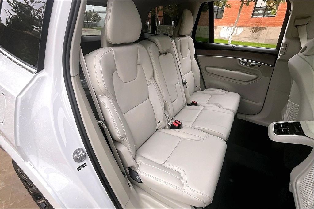 2026 Volvo XC90 B6 Ultra