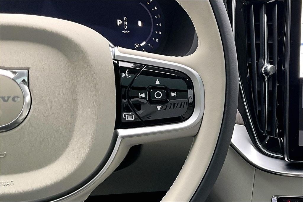 2026 Volvo XC90 B6 Ultra