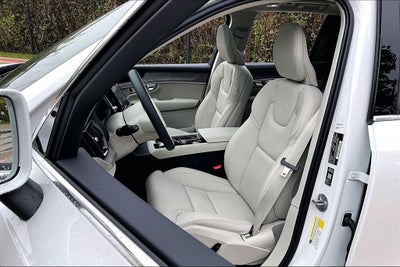 2026 Volvo XC90 B6 Ultra