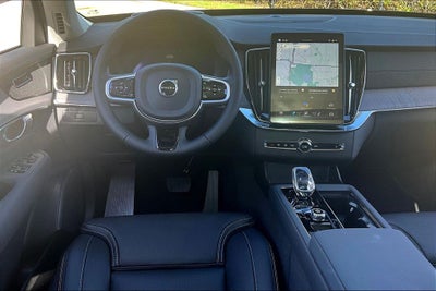 2026 Volvo XC90 B6 Ultra