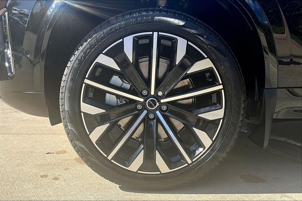 2026 Volvo XC90 B6 Ultra