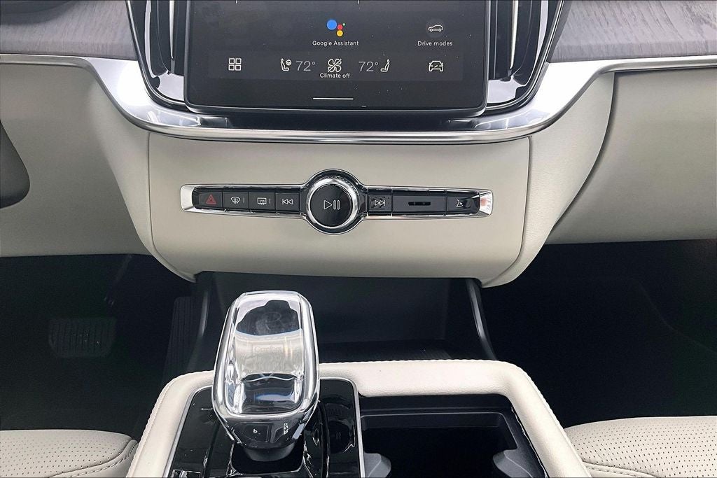 2026 Volvo XC90 B6 Ultra