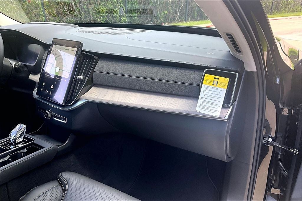 2026 Volvo XC90 B6 Ultra
