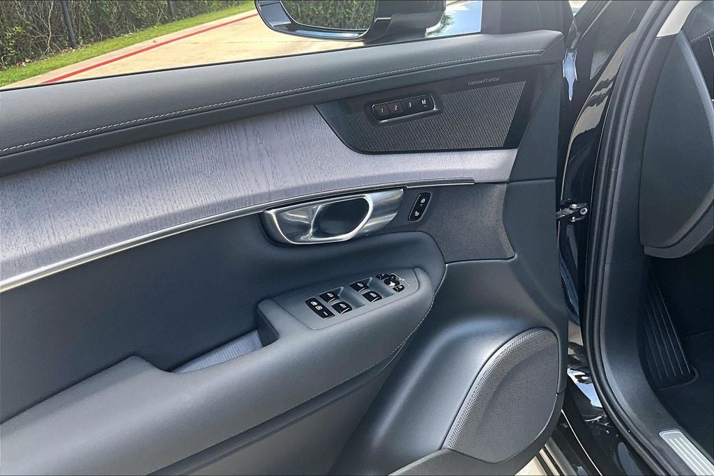 2026 Volvo XC90 B6 Ultra