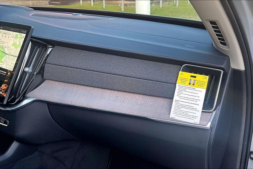2027 Volvo XC90 B6 Ultra