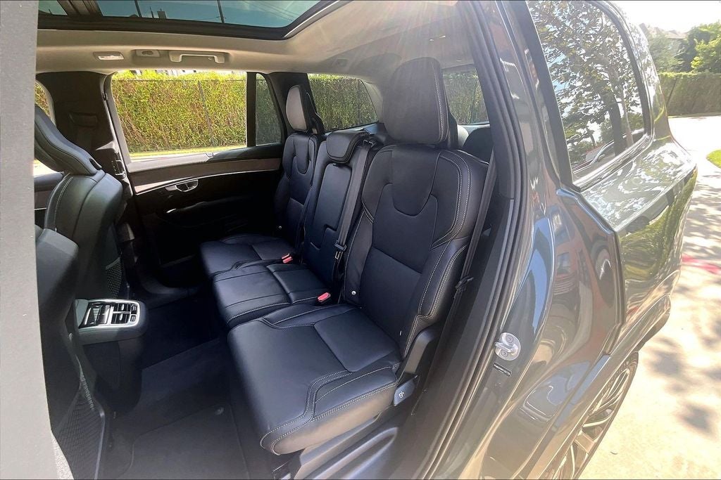 2027 Volvo XC90 B6 Ultra