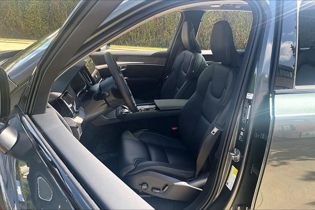 2027 Volvo XC90 B6 Ultra