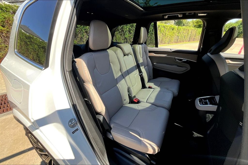 2026 Volvo XC90 B6 Ultra