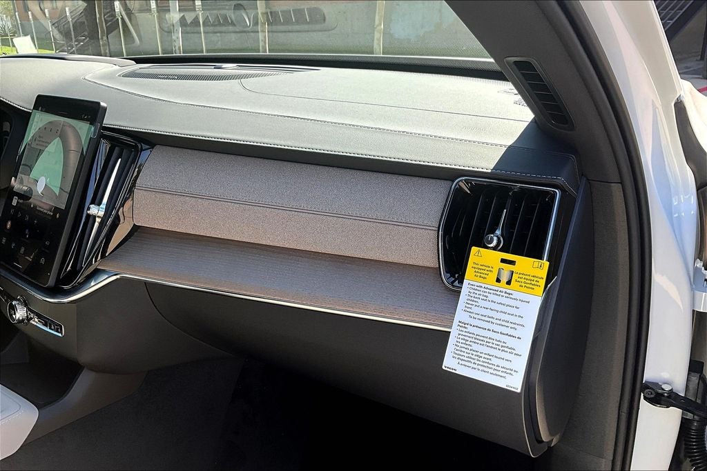 2026 Volvo XC90 B6 Ultra