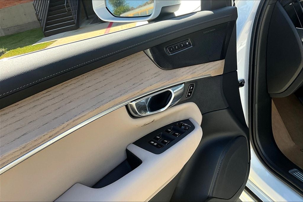 2026 Volvo XC90 B6 Ultra