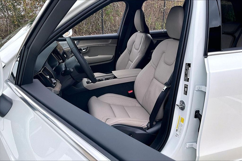 2026 Volvo XC90 B6 Ultra