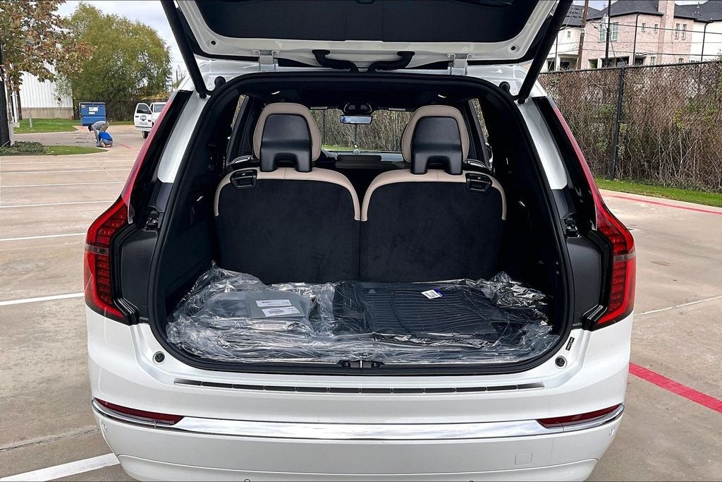 2026 Volvo XC90 B6 Ultra