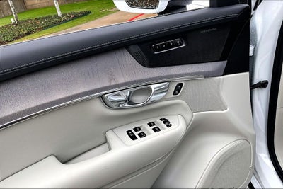 2026 Volvo XC90 B6 Ultra