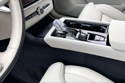 2026 Volvo XC90 B6 Ultra