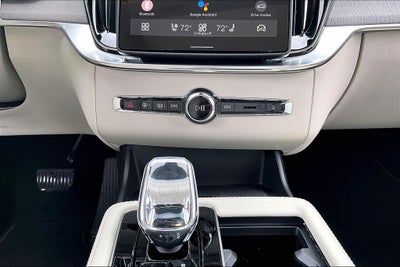 2026 Volvo XC90 B6 Ultra