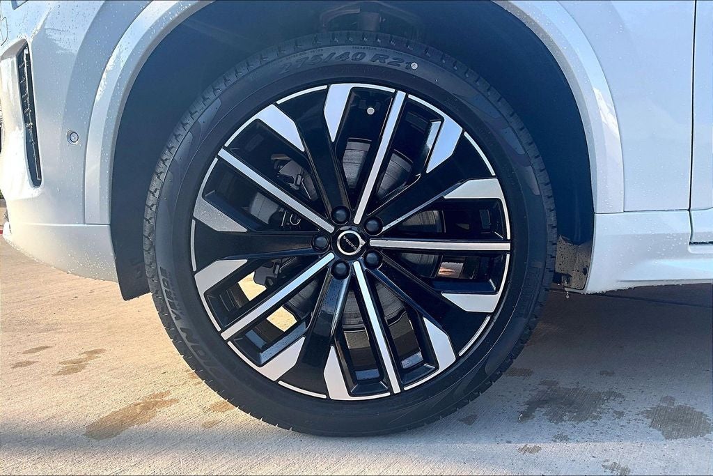 2027 Volvo XC90 B6 Ultra