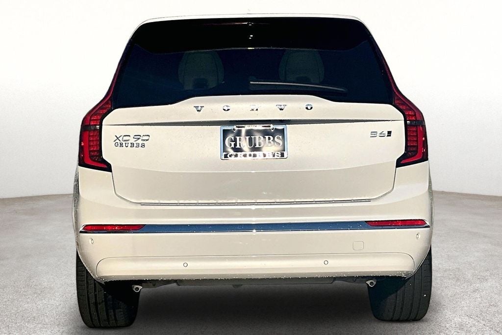 2027 Volvo XC90 B6 Ultra