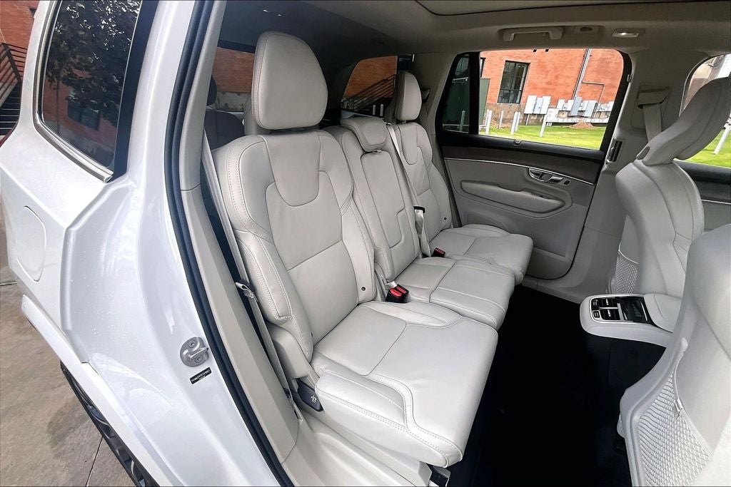 2026 Volvo XC90 B6 Ultra