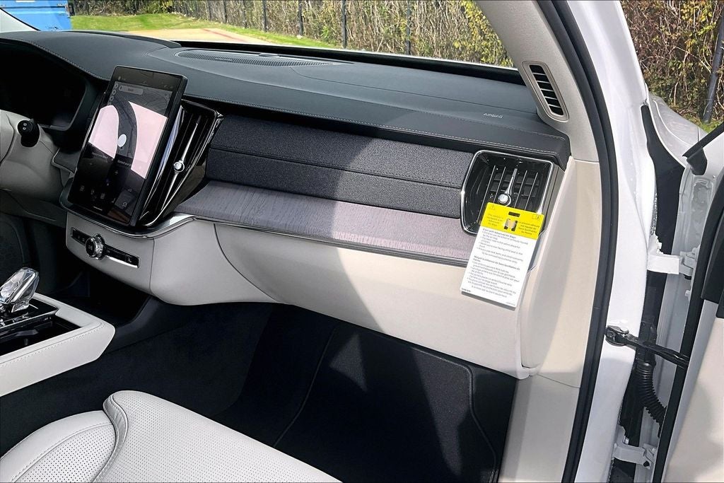 2026 Volvo XC90 B6 Ultra