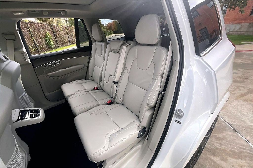 2026 Volvo XC90 B6 Ultra