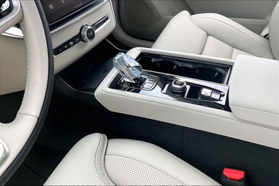 2026 Volvo XC90 B6 Ultra