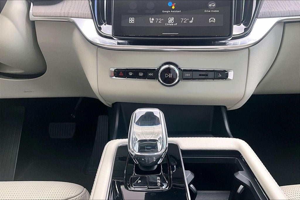 2026 Volvo XC90 B6 Ultra