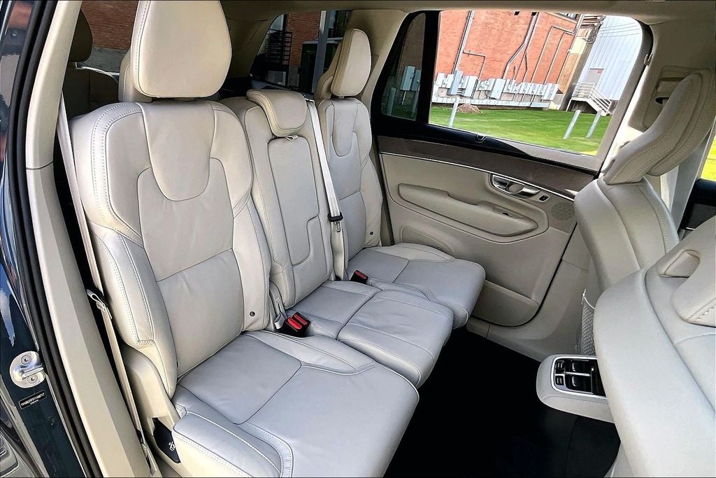 2026 Volvo XC90 B6 Ultra