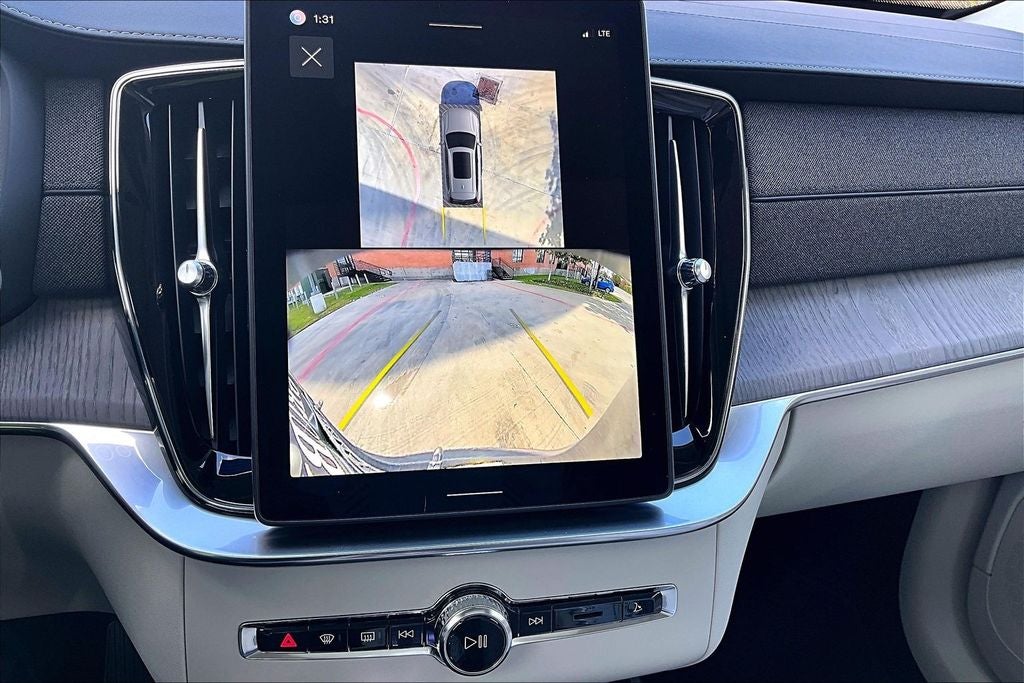 2026 Volvo XC90 B6 Ultra