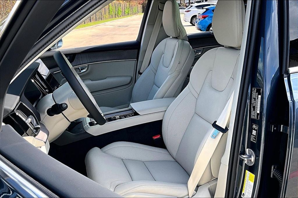 2026 Volvo XC90 B6 Ultra