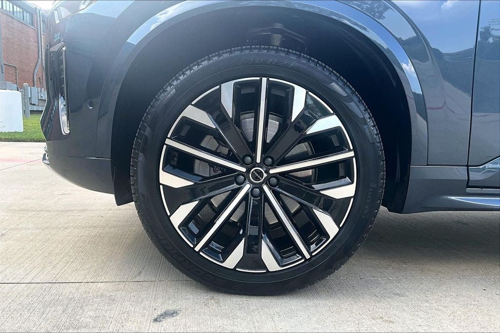 2026 Volvo XC90 B6 Ultra