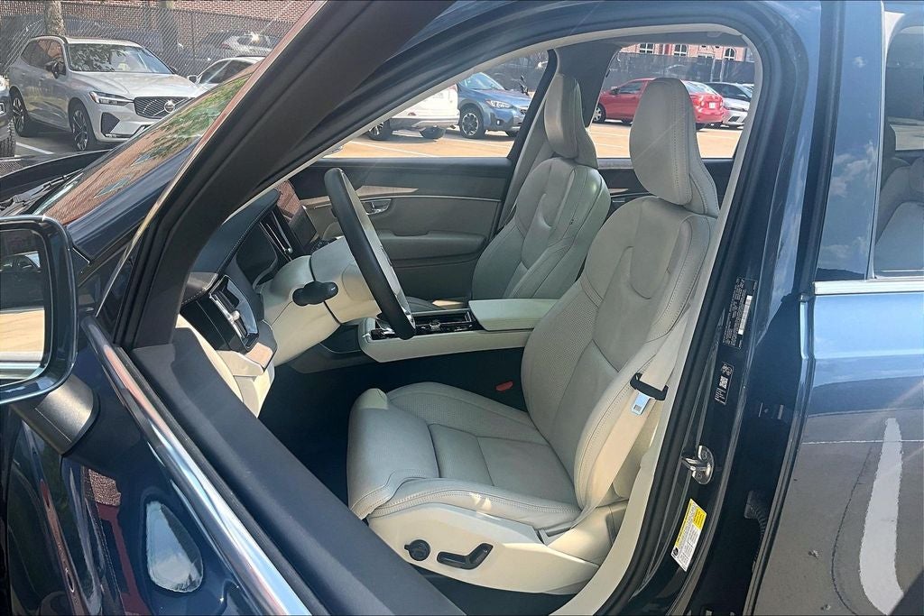 2026 Volvo XC90 B6 Ultra