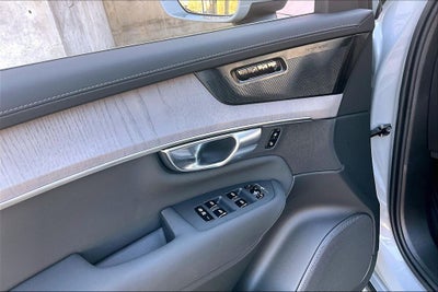 2026 Volvo XC90 B6 Ultra