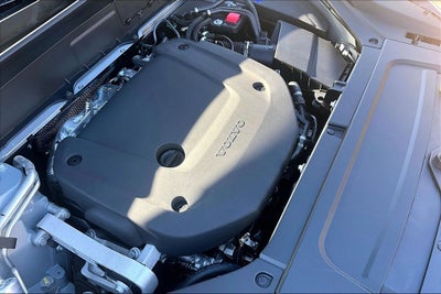 2026 Volvo XC90 B6 Ultra