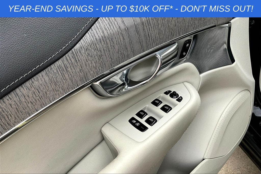 2025 Volvo XC90 B6 Ultra