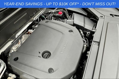 2025 Volvo XC90 B6 Ultra